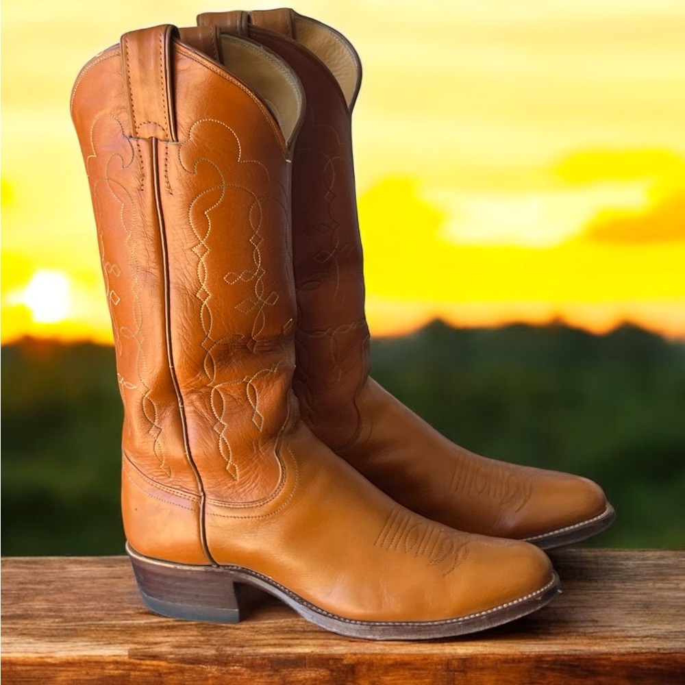 Vintage Justin Men Style 2642 Cowboy Boots Size 5 1/2B.